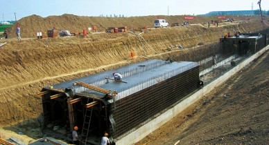 南水北调配套石津干渠沧州支线压力箱涵土建施工